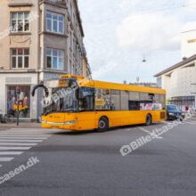 Lyskryds med bus. Højresving